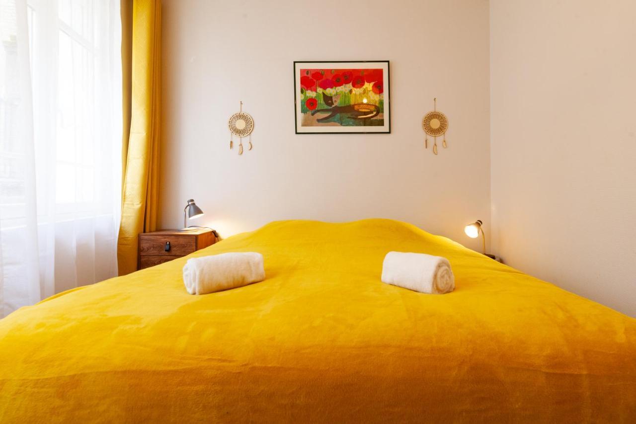 Le Patio - Hypercentre - Cour Au Calme - Wifi Apartment วานส์ ภายนอก รูปภาพ