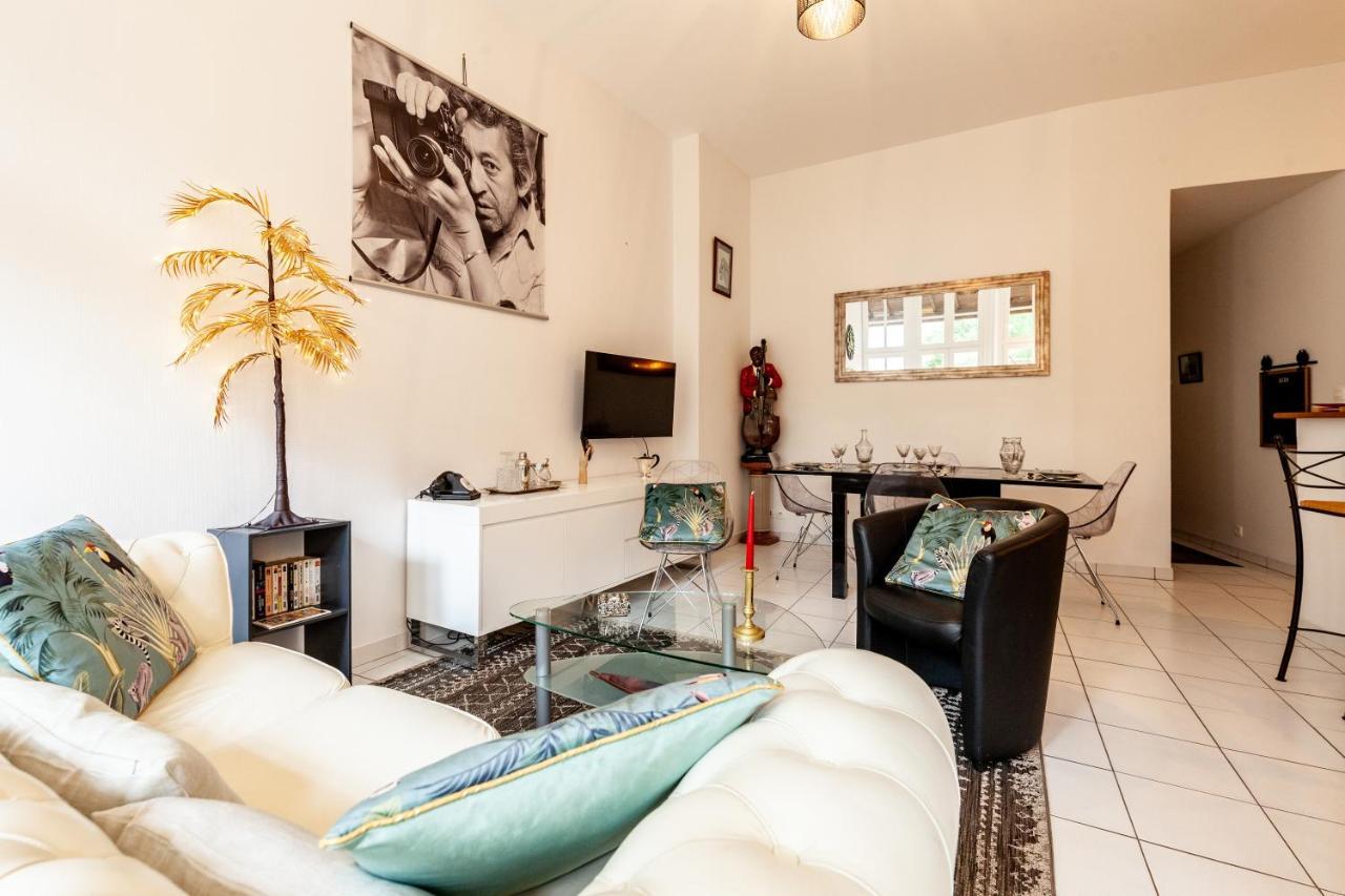 Le Patio - Hypercentre - Cour Au Calme - Wifi Apartment วานส์ ภายนอก รูปภาพ